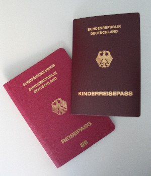 Bild Reisepass und Kinderreisepass