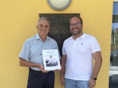 Has Koppauer mit Bürgermeister Martin Angstl Has Koppauer mit Bürgermeister Martin Angstl
